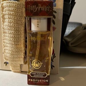 Profusion Cosmetics Harry Potter Gold Setting Spray